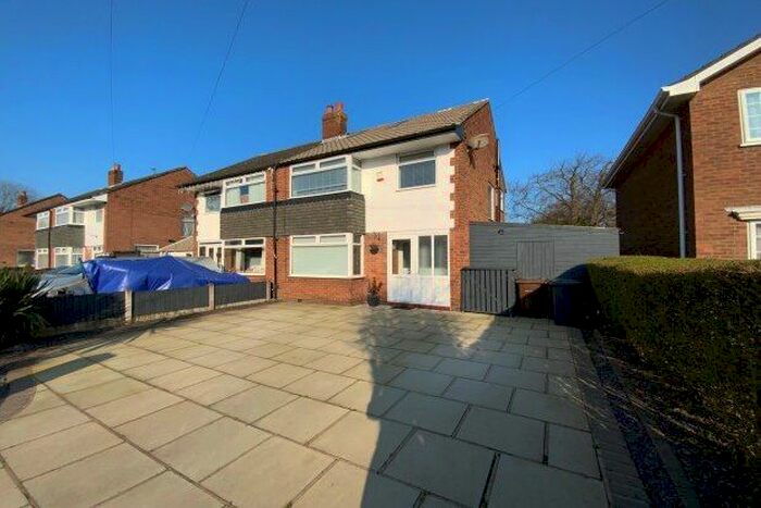 4 Bedroom Property To Rent In New Road, Liverpool, L37