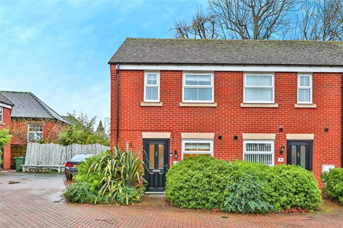 2 Bedroom Detached House For Sale In Haymans Corner, Mansfield Woodhouse, Mansfield, Nottinghamshire, NG19