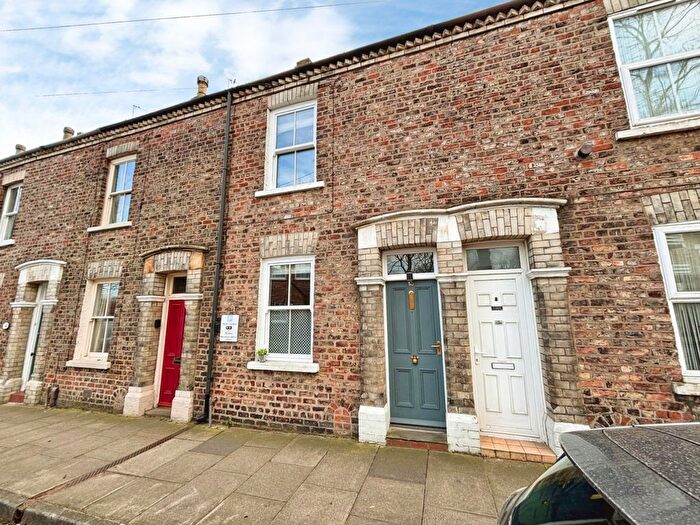 2 Bedroom Terraced House To Rent In Cromwell Road, York, YO1