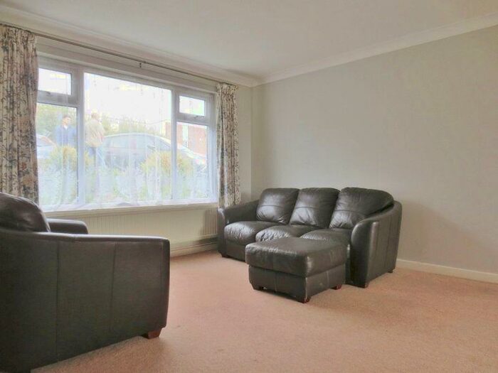 5 Bedroom Semi-Detached House To Rent In Lynchet Close, Brighton, BN1