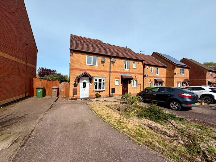 2 Bedroom Semi-Detached House To Rent In Pine Close, Loughborough, LE11