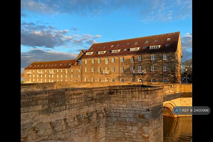 2 Bedroom Maisonette To Rent In Bridge Place, Godmanchester, Huntingdon, PE29