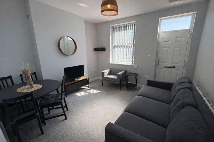 3 Bedroom House To Rent In Edmund Road, Sheffield, S2