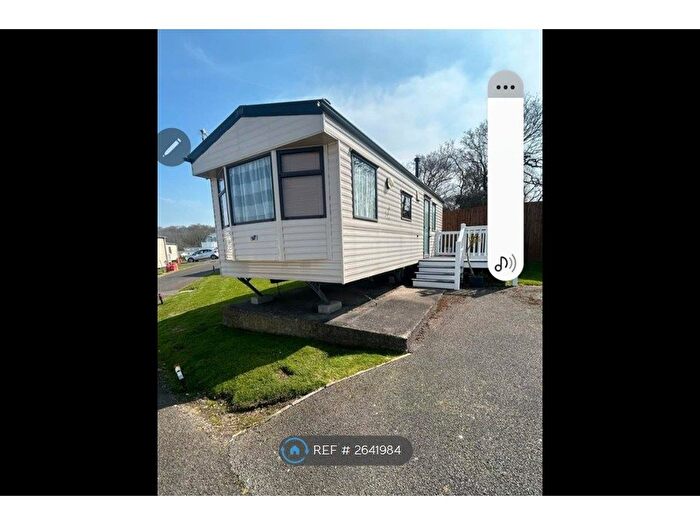 2 Bedroom Mobile/park Home To Rent In Plaistow Road, Dunsfold, Godalming, GU8