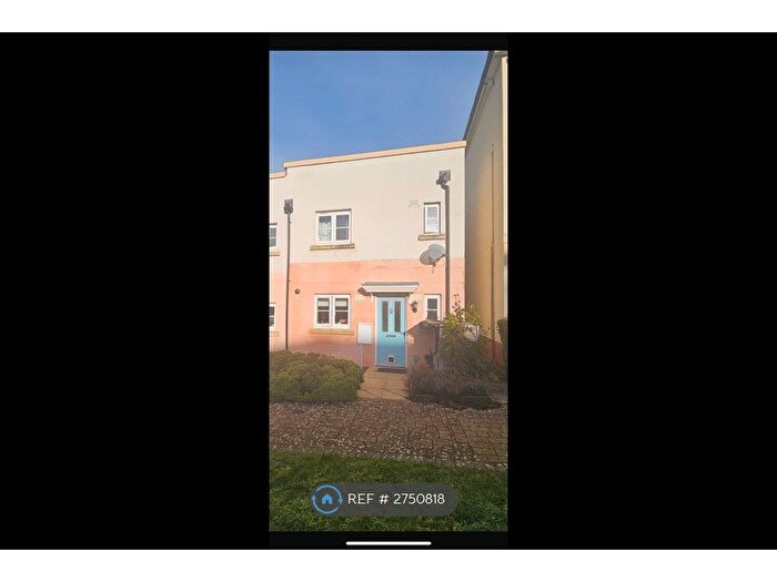 3 Bedroom Semi Detached House To Rent In Yorkley Road, Cheltenham, GL52