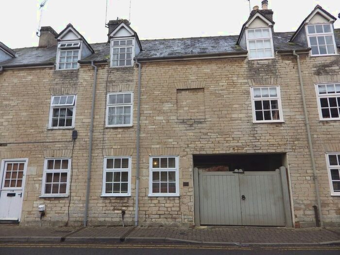 2 Bedroom Terraced House To Rent In Gloucester Street, Cirencester, GL7