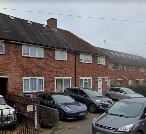 1 Bedroom Flat To Rent In Sparrow Farm Drive, Feltham, TW14