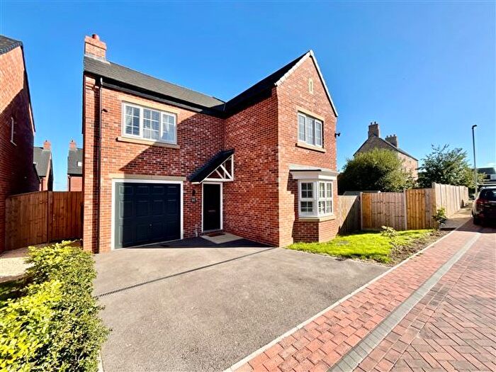 4 Bedroom Detached House For Sale In North Farm Close, Harthill, Sheffield, Rotherham, S26