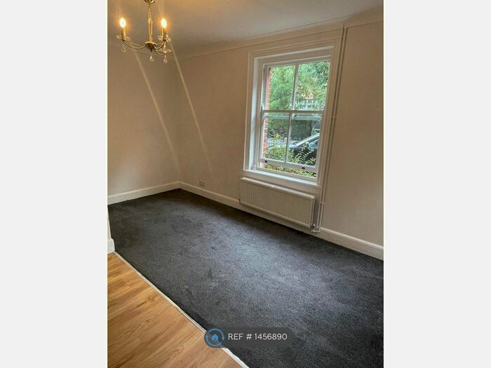 Studio To Rent In Bradwell Road, Bradville, Milton Keynes, MK13