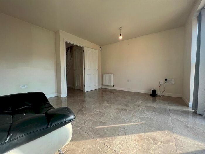 2 Bedroom Terraced House To Rent In Ashcott Avenue, Stadium Estate, Leicester, LE4