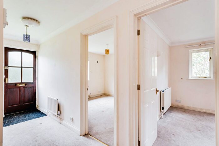 2 Bedroom Detached Bungalow For Sale In Dorchester Close, Headington, Oxford, OX3