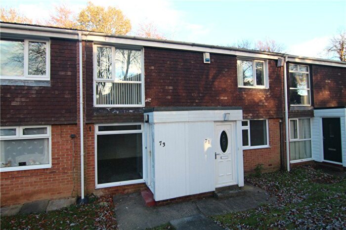 2 Bedroom Flat For Sale In Rochester Road, Newton Hall, Durham, DH1