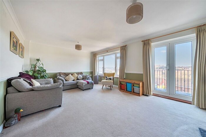 3 Bedroom Semi Detached House For Sale In Hillcrest Road, Biggin Hill, Westerham, Kent, TN16