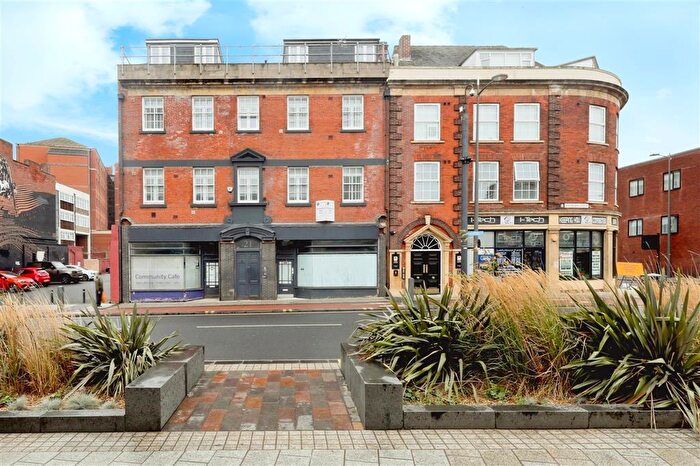 2 Bedroom Apartment For Sale In Cleveland Street, City Centre, Doncaster, DN1