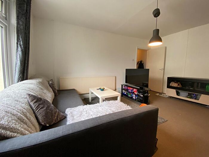 1 Bedroom Flat To Rent In Richmond Road, Cathays, CF24