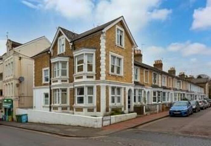 Studio To Rent In Mountfield Road, Tunbridge Wells, TN1