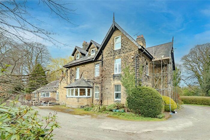 1 Bedroom Apartment For Sale In Netherleigh, Elmete Lane, Roundhay, Leeds, LS8