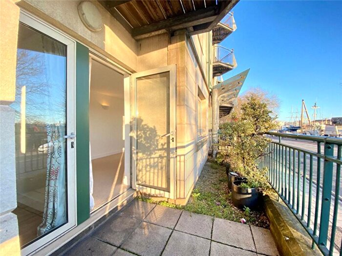 2 Bedroom Apartment For Sale In Capital Edge, Hotwell Road, Bristol, BS8