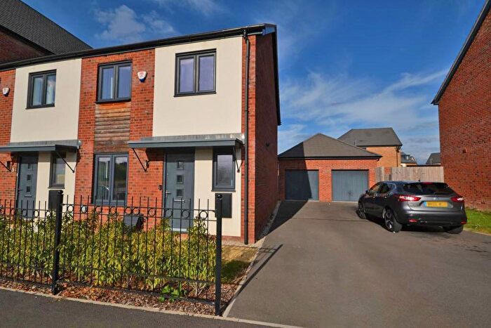 3 Bedroom Semi-Detached House To Rent In Bronte Avenue, Kingsmead, Milton Keynes, Buckinghamshire, MK4