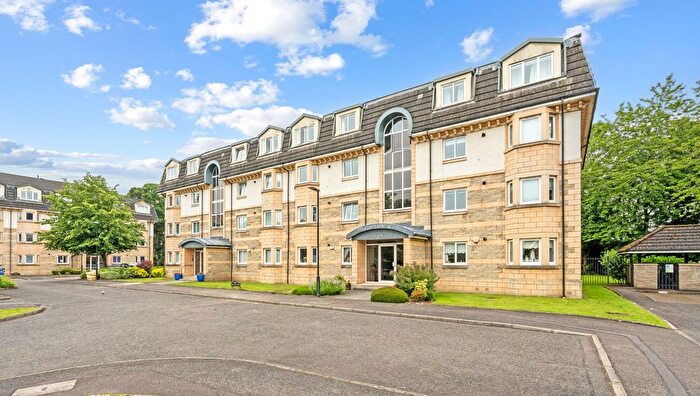 2 Bedroom Flat For Sale In Beechwood Gardens, Stirling, FK8