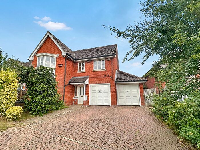 4 Bedroom Detached House For Sale In Freathy Lane, Kennington, TN25