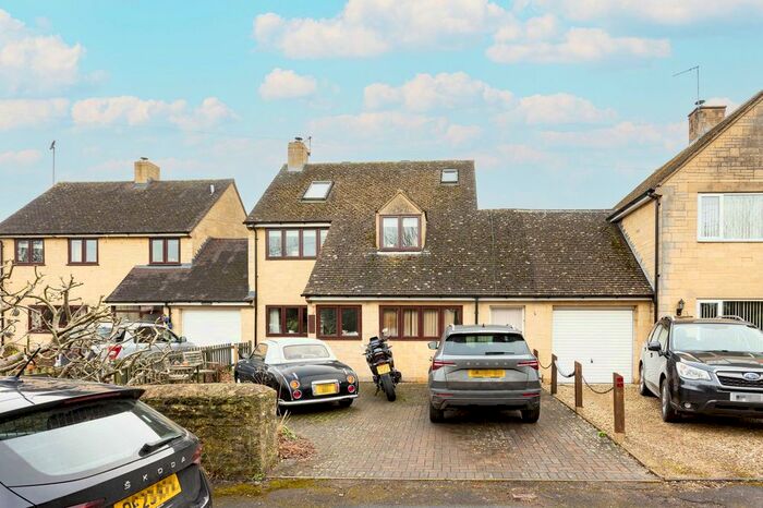 4 Bedroom Detached House For Sale In Hardwick, Witney, OX29