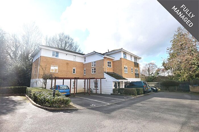 2 Bedroom Flat To Rent In Sabin Gates, Old Bracknell Lane East, Bracknell, Berkshire, RG12