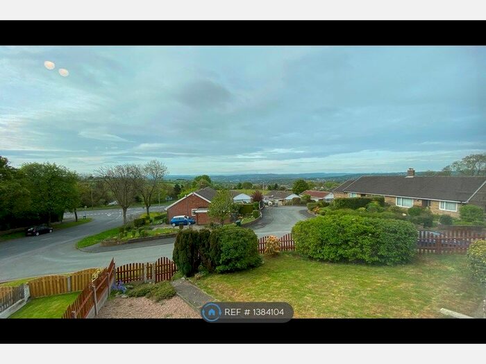 3 Bedroom Semi-Detached House To Rent In Griffe Road, Wyke, Bradford, BD12