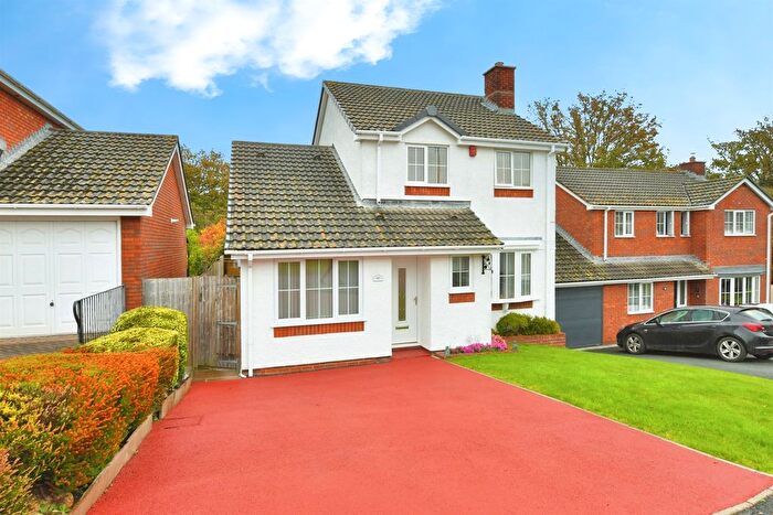 3 Bedroom Detached House For Sale In Holtwood Drive, Ivybridge, PL21