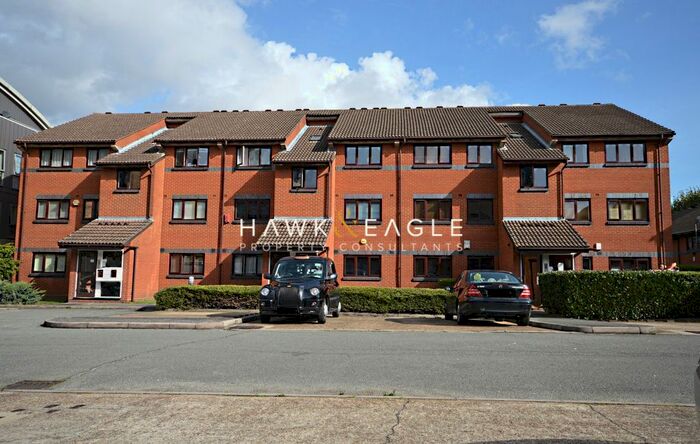 1 Bedroom Flat To Rent In Brymay Close, London, E3