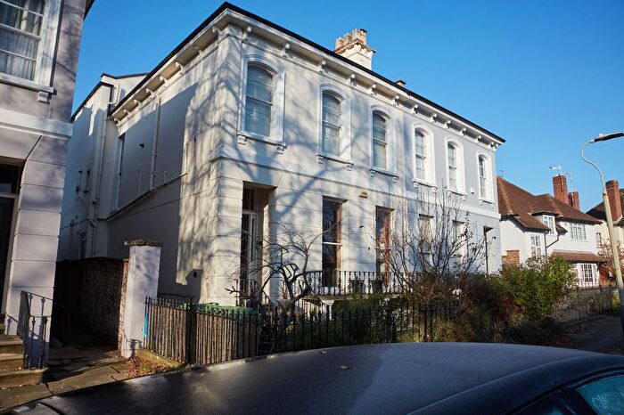 2 Bedroom Property To Rent In Sydenham Villas Road, Cheltenham, GL52