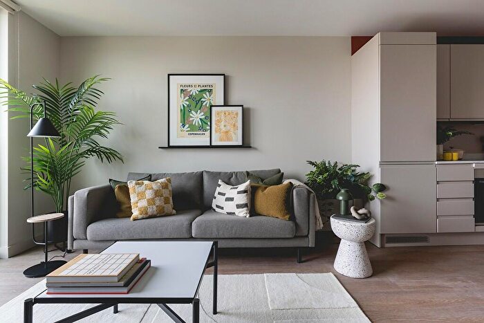 1 Bedroom Apartment To Rent In Ellen Street, Hove, East Sussex, BN3