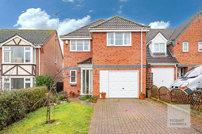 4 Bedroom Detached House For Sale In Tungate Way, Horstead, Norfolk, NR12