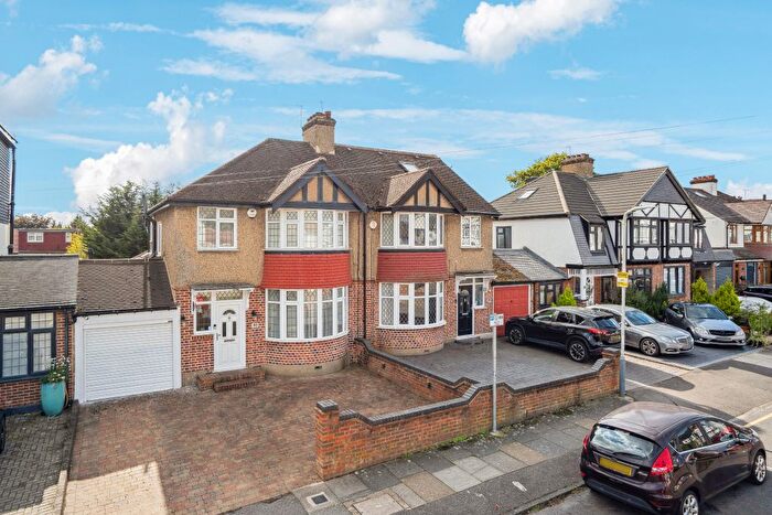 3 Bedroom Semi-detached House For Sale In Northwood Hills, Northwood, HA6