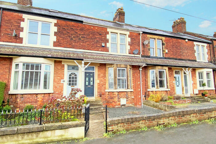3 Bedroom Terraced House To Rent In Stonefall Avenue, Harrogate, HG2
