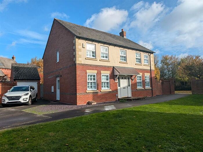 4 Bedroom Detached House For Sale In Deadmans Lane, Newbury, RG19