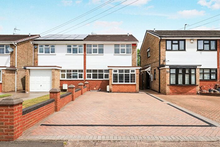 3 Bedroom Semi-Detached House For Sale In Firsvale Road, Wednesfield, Wolverhampton, WV11