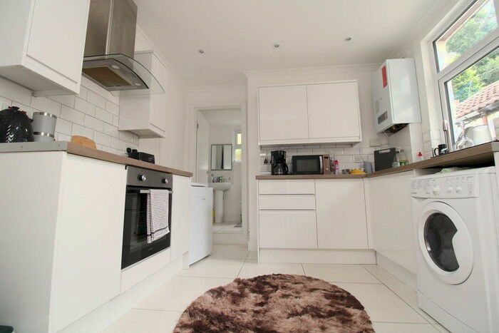 3 Bedroom Terraced House To Rent In Charles Street, Porth, CF39