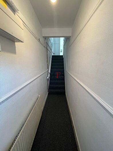 3 Bedroom Maisonette To Rent In Sussex Road, Southall, UB2