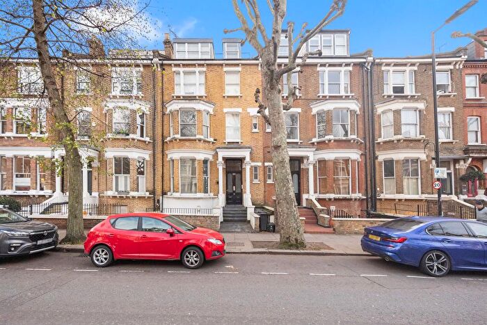 1 Bedroom Flat To Rent In Elgin Avenue, London, W9