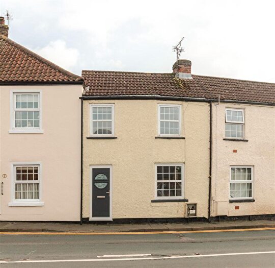 2 Bedroom Terraced House For Sale In High Street, Messingham, DN17