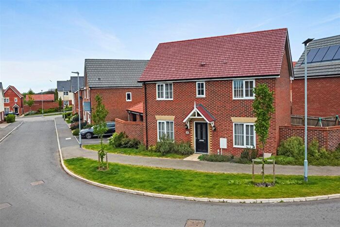 3 Bedroom Detached House For Sale In Storeys Road, Brantham, CO11