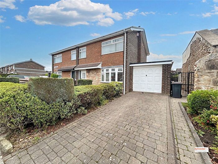 3 Bedroom Semi-Detached House For Sale In East Street, East Stanley, DH9