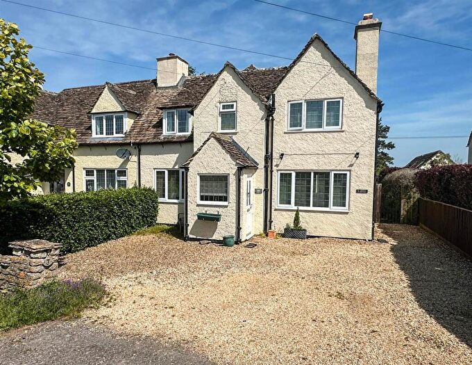 3 Bedroom Semi-Detached House For Sale In Twatley Cottages, Malmesbury, SN16
