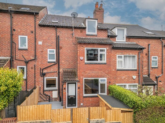 3 Bedroom Terraced House To Rent In Norman View, Kirkstall, Leeds, LS5