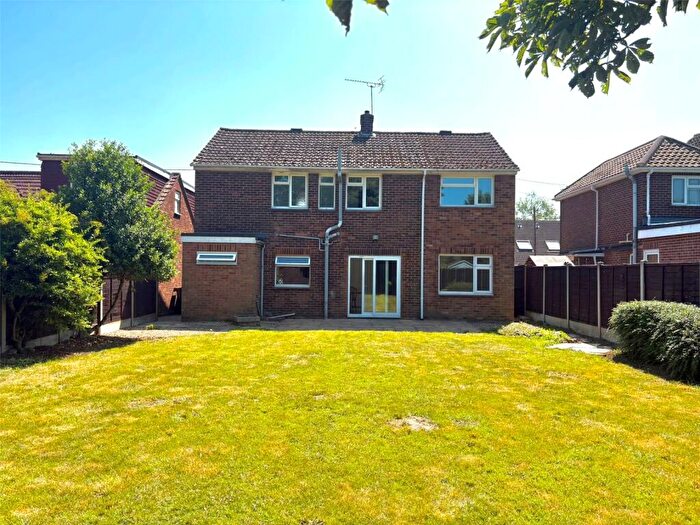 5 Bedroom Detached House For Sale In Brook Road, Larkfield, Aylesford, ME20