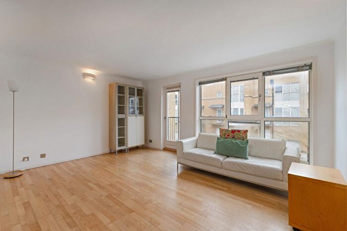 4 Bedroom Terraced House To Rent In Royal Court, Surrey Quays, SE16