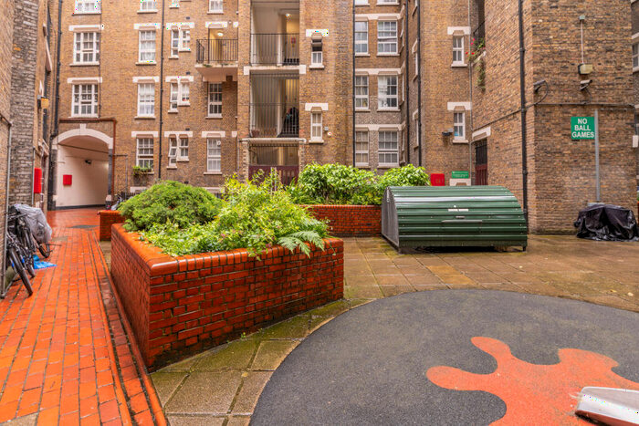 1 Bedroom Flat For Sale In Clerkenwell Road, London, EC1R