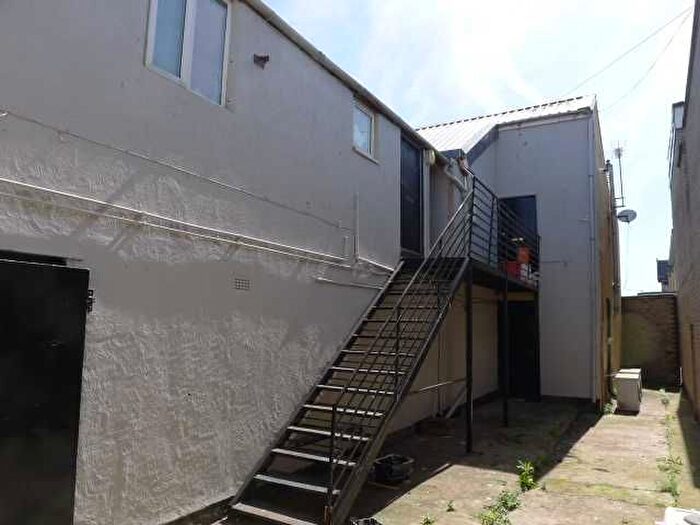 1 Bedroom Flat To Rent In Wellington Road, Rhyl, LL18