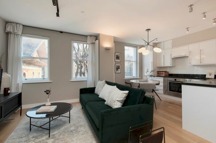 1 Bedroom Flat To Rent In King Street, London, WC2E